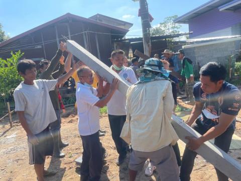 สร้างบ้านและปรับปรุงสภาพแวดล้อมที่อยู่อาศัยให้คนพิการ