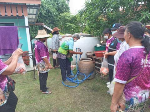 ภาพกิจกรรมพ่นหมอกควันเพื่อป้องกันโรคไข้เลือดออก ประจำปีงบประมาน พ.ศ. 2566