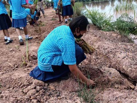 “โครงการปลูกต้นไม้เฉลิมพระเกียรติ ประจำปีงบประมาณ 2565”