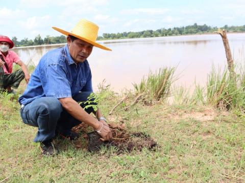 “โครงการปลูกต้นไม้เฉลิมพระเกียรติ ประจำปีงบประมาณ 2565”